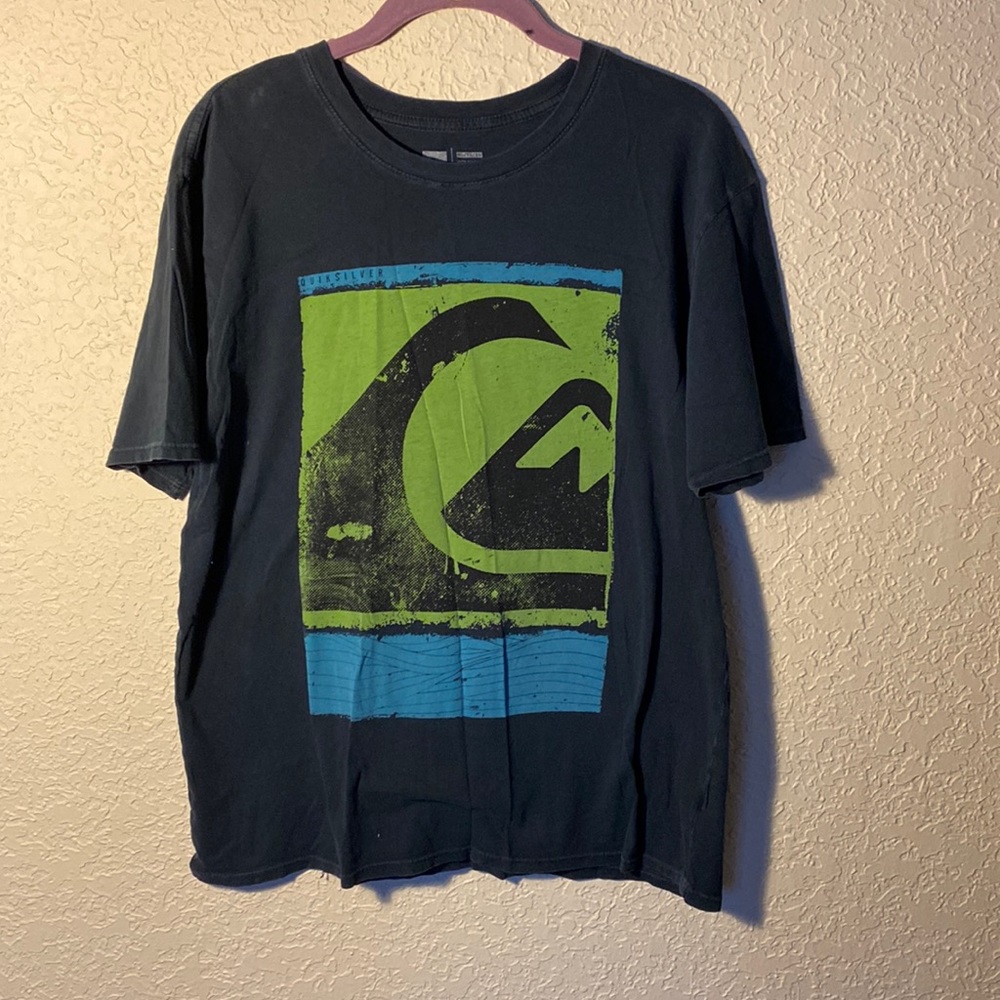 Quicksilver tshirt XL